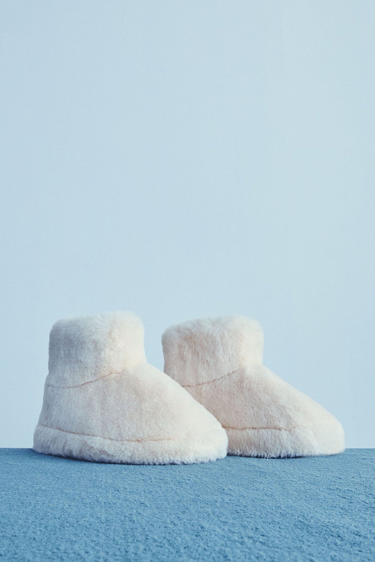A Cozy Night Booties - Cream