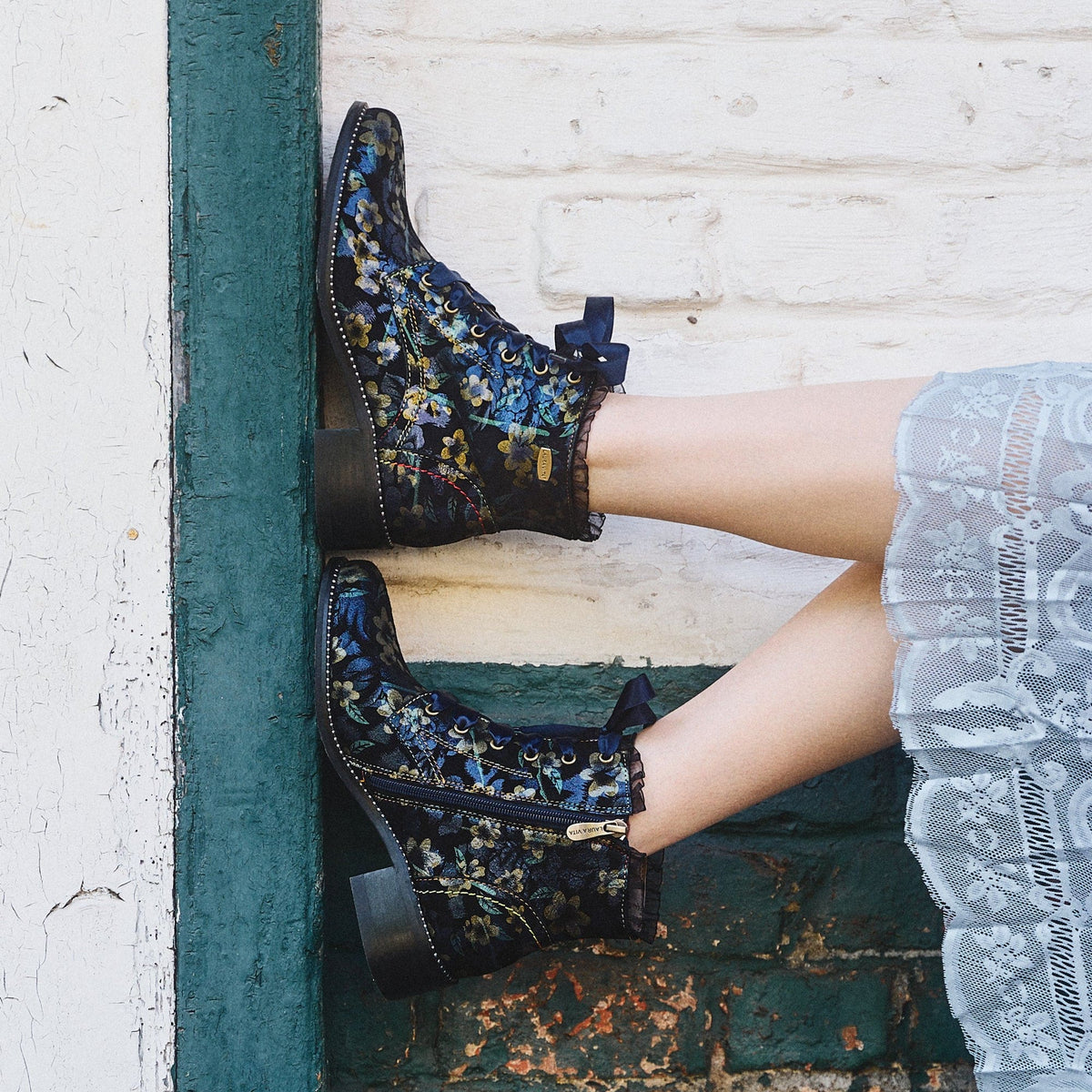 Ankle Boots - EMCMAO 05