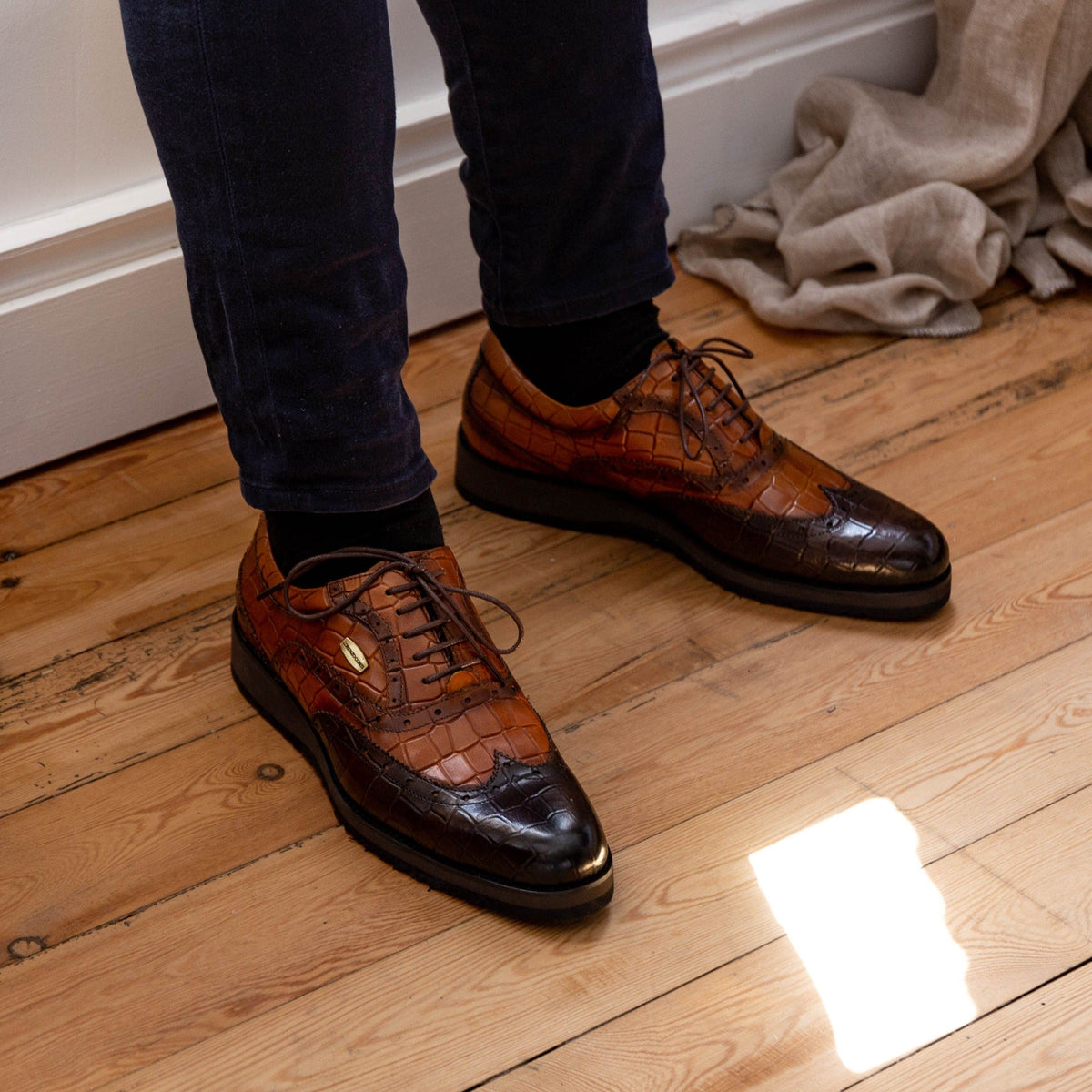 ARON 02 Men's Shoe