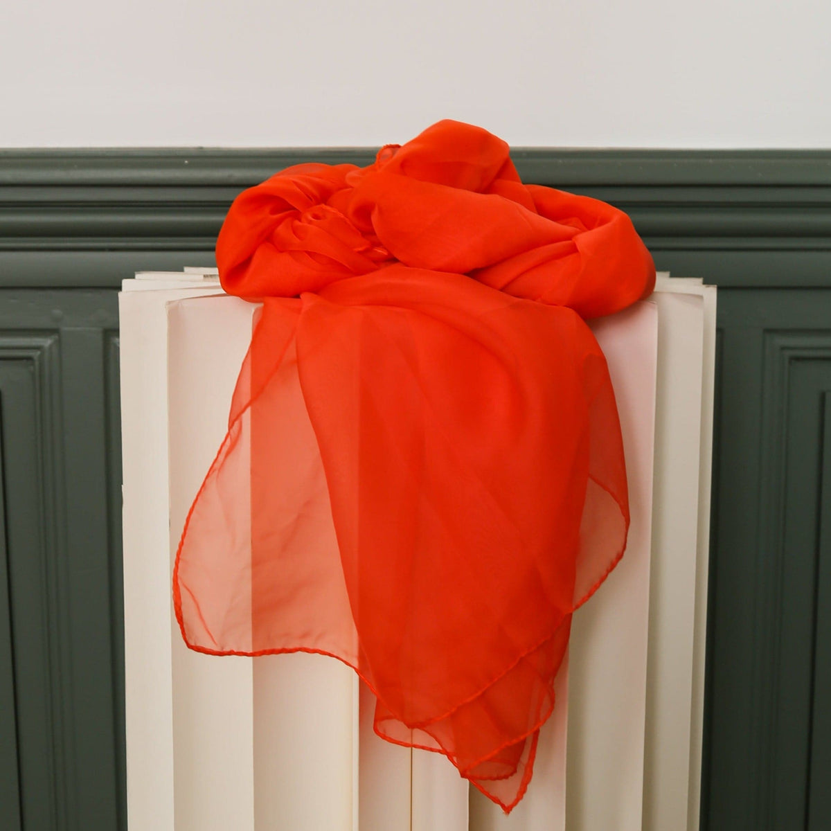 Arenbergo Scarf