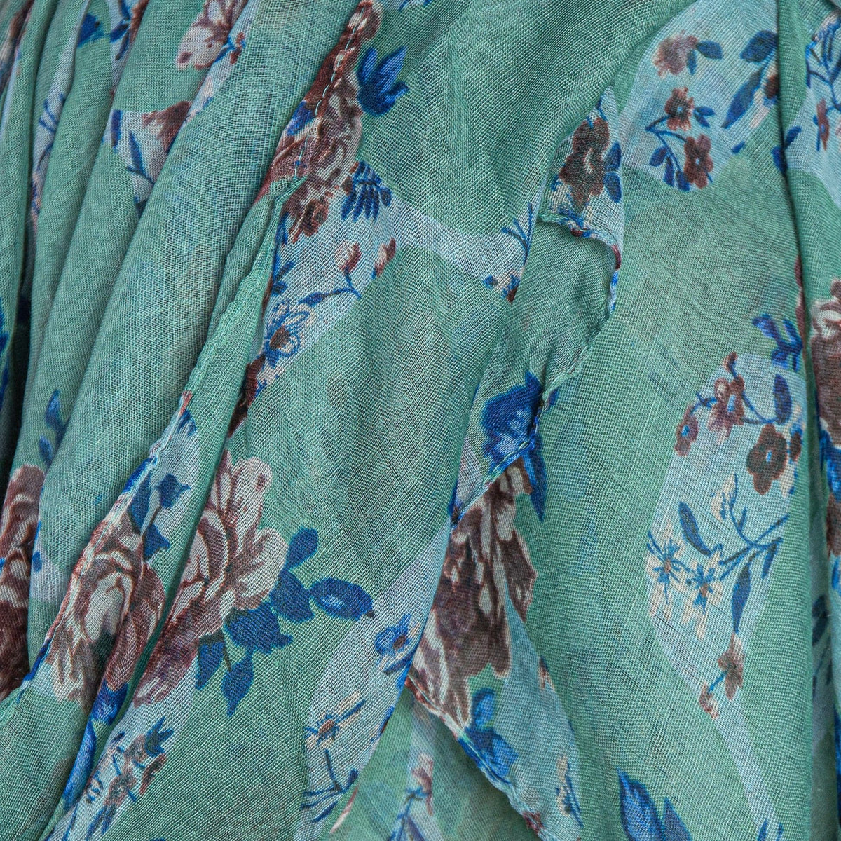 Rouen Scarf
